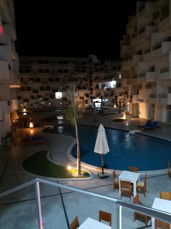 Apartment Bella Vita Near The Sea Redsealine ฮูร์กาดา ภายนอก รูปภาพ